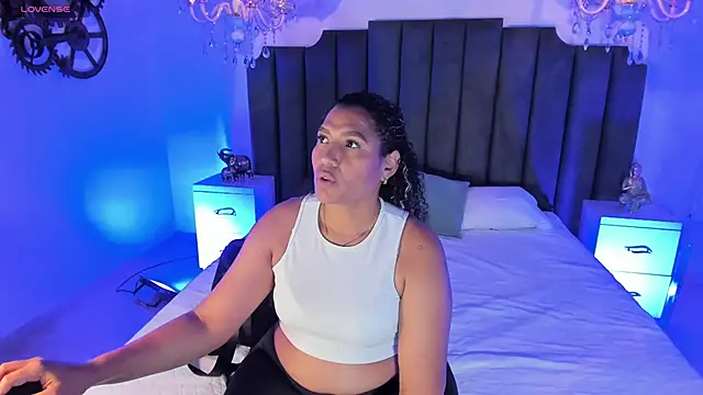 AnthonelaRusso  online show from 03-15-25, 03:29