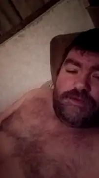 Snapshot of Rcraigue4 chatting on 01-31-25, 12:51 Rcraigue4 online show from 01-31-25, 12:51