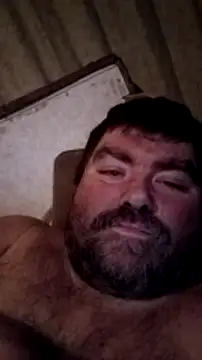 Snapshot of Rcraigue4 chatting on 02-04-25, 01:56 Rcraigue4 online show from 02-04-25, 01:56