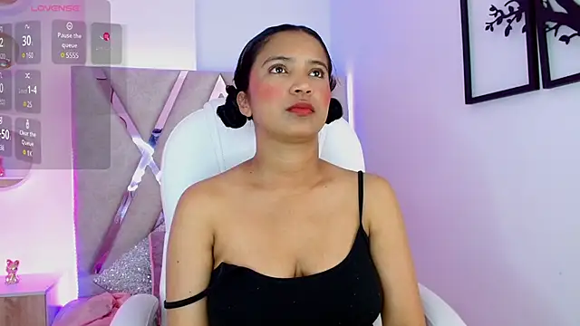 Sophia waalker  1 online show from 01-22-25, 11:01