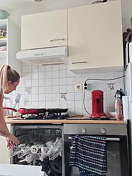 SweetyNinaOff1 online show from 02-23-26, 12:57