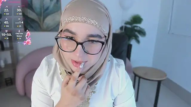 Ayha khalaf online show from 09-21-25, 01:29