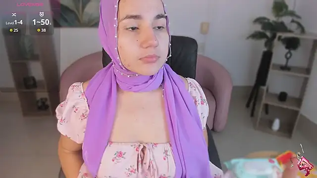 Ayha khalaf online show from 11-23-25, 01:05