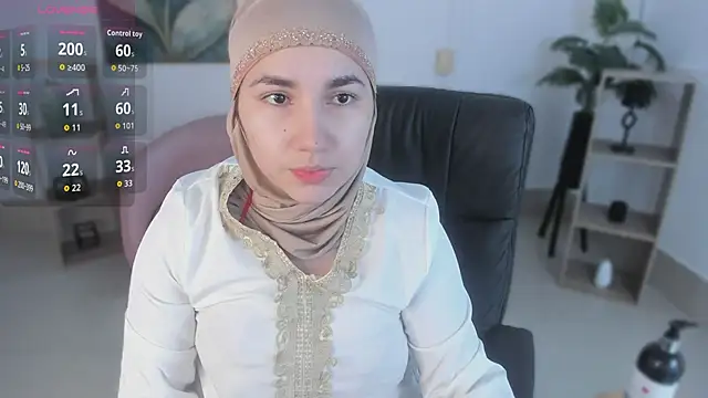 Ayha khalaf online show from 11-25-25, 01:05