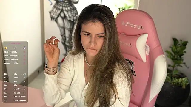 tatiana  cortes18 online show from 04-05-26, 08:50