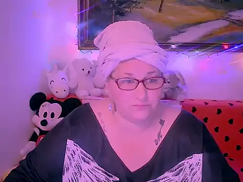 mayamayx online show from 11-22-25, 08:08