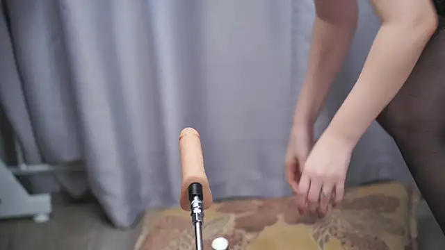 LillyFan-X online show from 02-15-25, 06:12