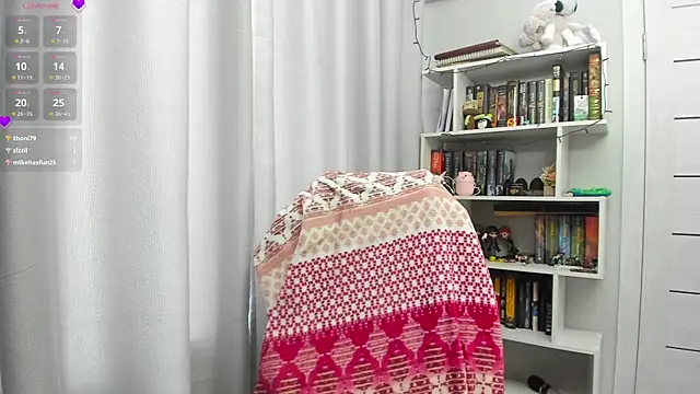 LillyFan-X online show from 02-17-25, 06:20