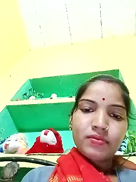 Snapshot of Bhuvi_Bedi chatting on 02-01-25, 04:56 Bhuvi Bedi online show from 02-01-25, 04:56