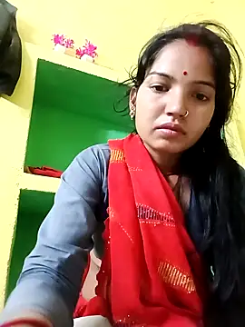 Snapshot of Bhuvi_Bedi chatting on 02-11-25, 11:22 Bhuvi Bedi online show from 02-11-25, 11:22