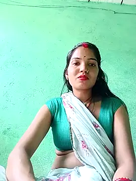 Snapshot of Bhuvi_Bedi chatting on 02-27-25, 09:00 Bhuvi Bedi online show from 02-27-25, 09:00