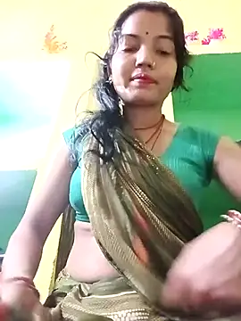 Snapshot of Bhuvi_Bedi chatting on 03-01-25, 10:53 Bhuvi Bedi online show from 03-01-25, 10:53