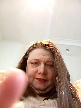 Snapshot of HotHornyEmmaX chatting on 04-19-26, 06:24 HotHornyEmmaX online show from 04-19-26, 06:24