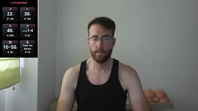 Snapshot of machohiberiko chatting on 11-15-25, 03:19 machohiberiko online show from 11-15-25, 03:19