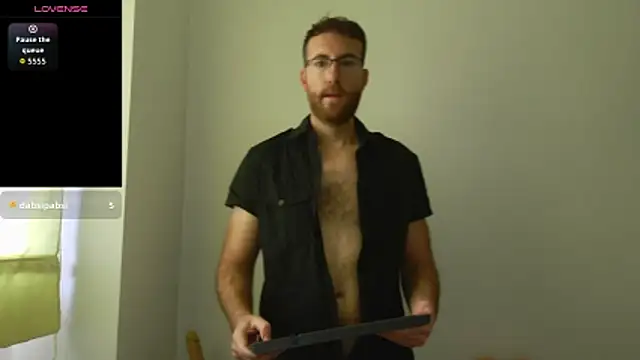 Snapshot of machohiberiko chatting on 11-16-25, 10:10 machohiberiko online show from 11-16-25, 10:10