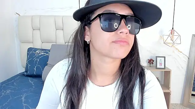 fierygroup online show from 03-21-25, 10:06