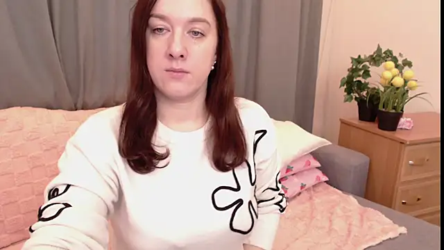 Snapshot of MarthaSimons chatting on 02-26-26, 05:17 MarthaSimons online show from 02-26-26, 05:17