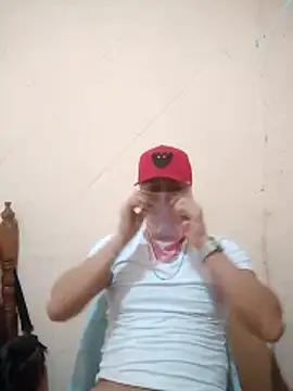 Snapshot of LuisMex1998 chatting on 11-04-25, 07:18 LuisMex1998 online show from 11-04-25, 07:18