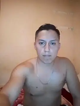 Snapshot of LuisMex1998 chatting on 11-28-25, 02:36 LuisMex1998 online show from 11-28-25, 02:36