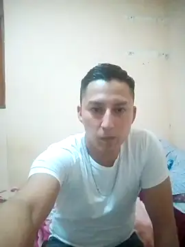 Snapshot of LuisMex1998 chatting on 11-29-25, 01:52 LuisMex1998 online show from 11-29-25, 01:52