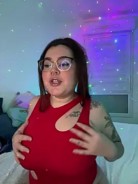 Snapshot of Cherrycherrymiss chatting on 01-27-25, 06:09 Cherrycherrymiss online show from 01-27-25, 06:09