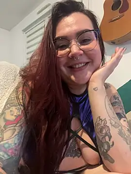 Snapshot of Cherrycherrymiss chatting on 03-04-25, 01:59 Cherrycherrymiss online show from 03-04-25, 01:59