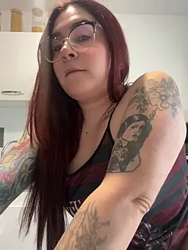Snapshot of Cherrycherrymiss chatting on 03-11-25, 02:18 Cherrycherrymiss online show from 03-11-25, 02:18