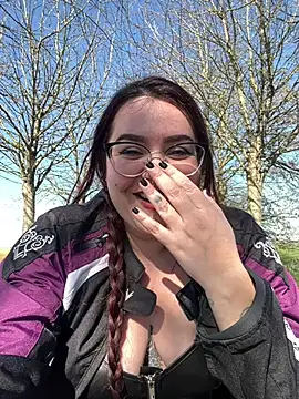 Snapshot of Cherrycherrymiss chatting on 03-20-25, 10:43 Cherrycherrymiss online show from 03-20-25, 10:43