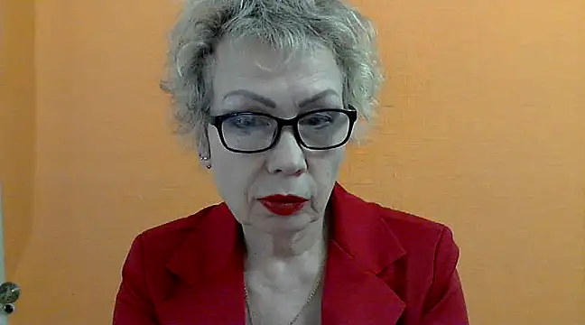 Snapshot of NessyJenixs chatting on 02-09-25, 06:05 NessyJenixs online show from 02-09-25, 06:05