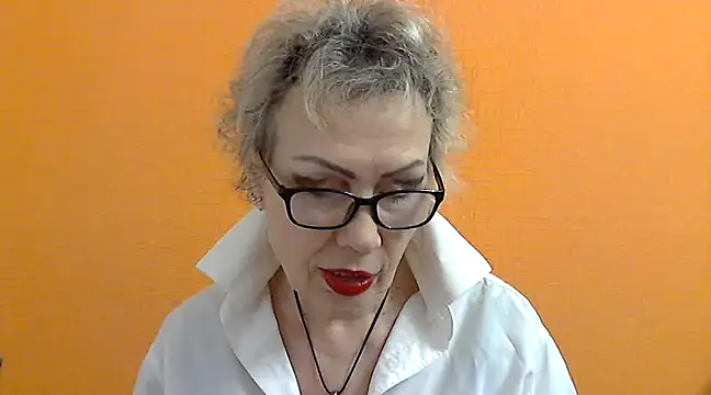Snapshot of NessyJenixs chatting on 03-05-25, 05:50 NessyJenixs online show from 03-05-25, 05:50