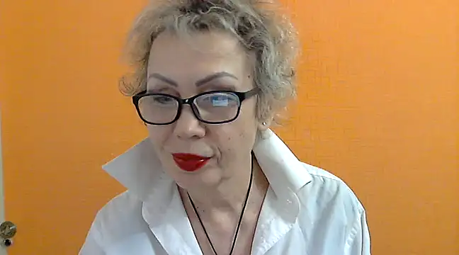 Snapshot of NessyJenixs chatting on 03-09-25, 05:39 NessyJenixs online show from 03-09-25, 05:39