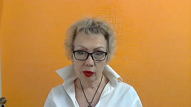 Snapshot of NessyJenixs chatting on 03-15-25, 07:27 NessyJenixs online show from 03-15-25, 07:27