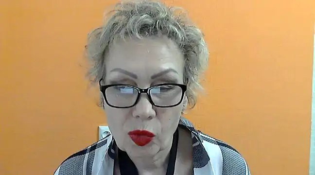 Snapshot of NessyJenixs chatting on 03-18-25, 06:26 NessyJenixs online show from 03-18-25, 06:26