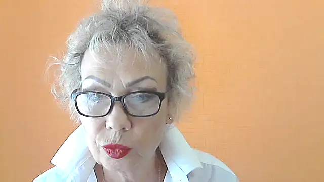 Snapshot of NessyJenixs chatting on 09-14-25, 06:45 NessyJenixs online show from 09-14-25, 06:45