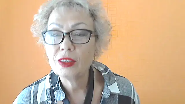 Snapshot of NessyJenixs chatting on 09-24-25, 06:39 NessyJenixs online show from 09-24-25, 06:39