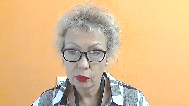 Snapshot of NessyJenixs chatting on 09-30-25, 06:07 NessyJenixs online show from 09-30-25, 06:07