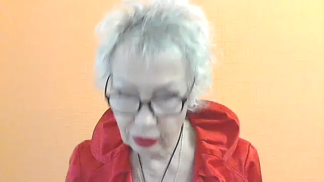 Snapshot of NessyJenixs chatting on 10-18-25, 06:48 NessyJenixs online show from 10-18-25, 06:48