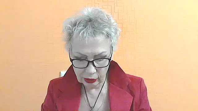 Snapshot of NessyJenixs chatting on 10-24-25, 01:18 NessyJenixs online show from 10-24-25, 01:18