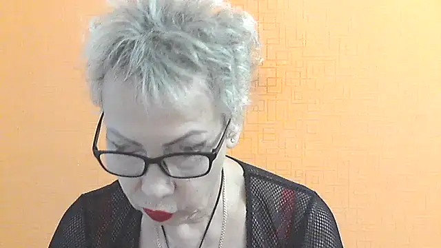 Snapshot of NessyJenixs chatting on 11-10-25, 07:40 NessyJenixs online show from 11-10-25, 07:40