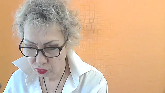 NessyJenixs online show from 03-19-26, 08:07