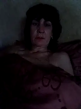 Laura Kiss online show from 04-16-26, 09:39