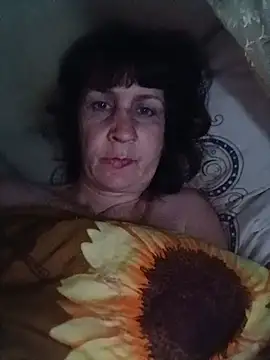 Snapshot of Laura_Kiss chatting on 05-27-26, 09:12 Laura Kiss online show from 05-27-26, 09:12