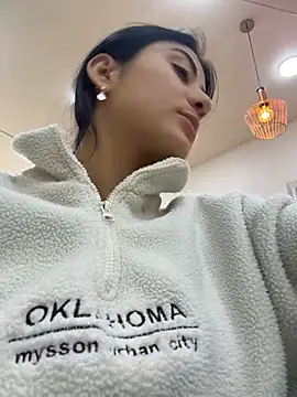 fiorella paris online show from 02-14-26, 02:36