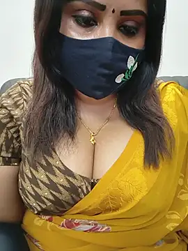 Queenflowerr online show from 07-14-26, 06:24
