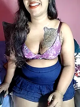 Snapshot of Sexy-Monikaa chatting on 05-15-26, 11:39 Sexy-Monikaa online show from 05-15-26, 11:39