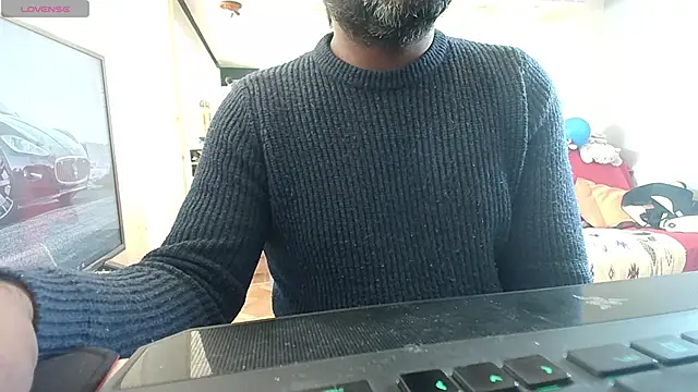 Snapshot of IndienTiger chatting on 03-03-25, 11:55 IndienTiger online show from 03-03-25, 11:55