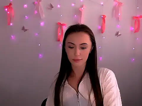 Snapshot of Nikonara_Love chatting on 05-08-26, 11:48 Nikonara Love online show from 05-08-26, 11:48