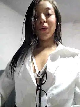Briannasweeth17 online show from 03-12-25, 01:14