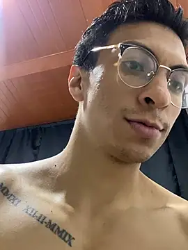 ApoloCruz online show from 02-22-26, 02:13