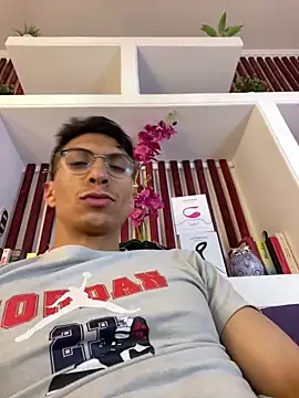 ApoloCruz online show from 03-06-26, 03:47